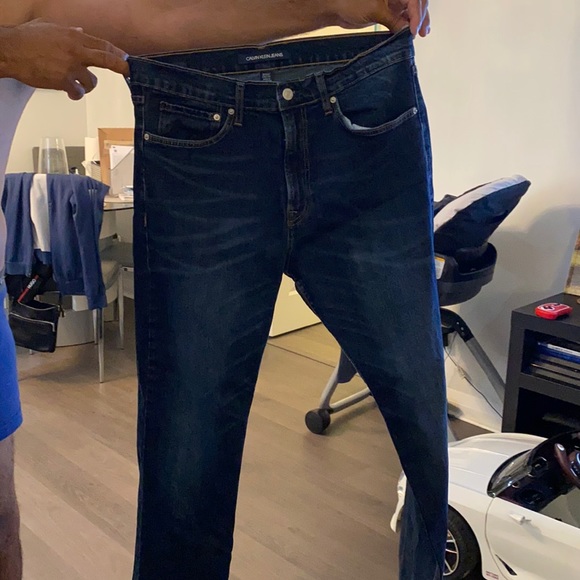 Calvin Klein - Picture 1 of 3